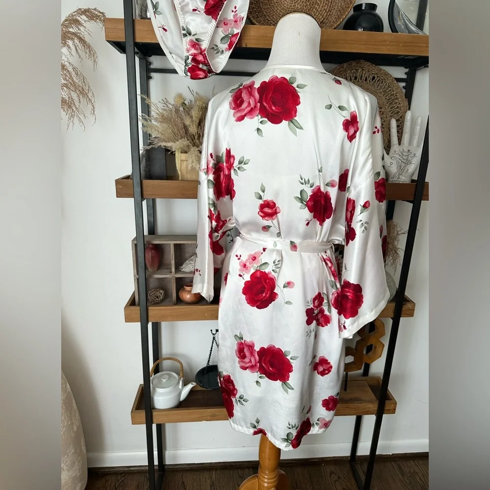 Vintage red rose satin silky 3 piece lingerie set - Picture 14 of 14